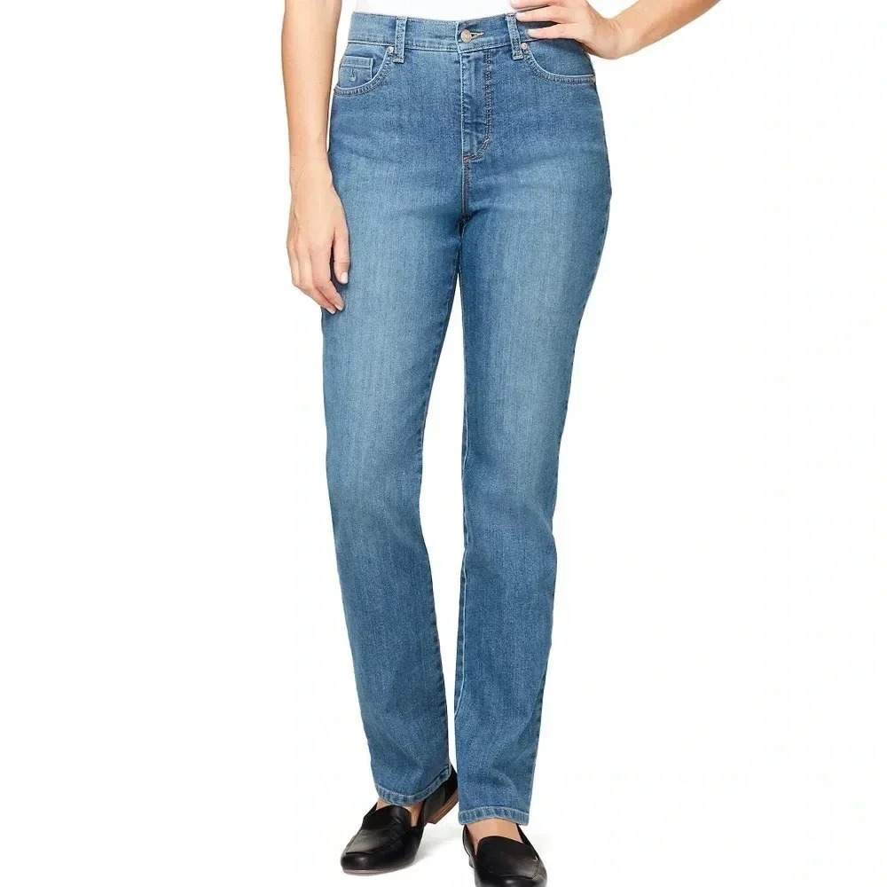 Gloria Vanderbilt Women’s Amanda Slimming Jeans
